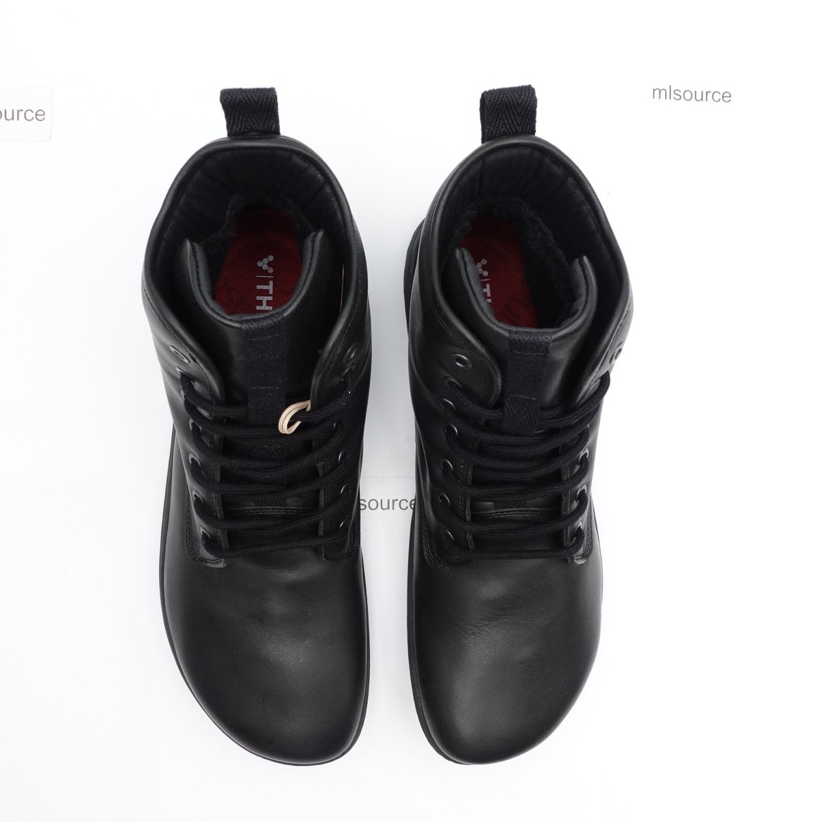 Size 11 / 44 EU Men's Vivobarefoot Scott IV Insulated Leather