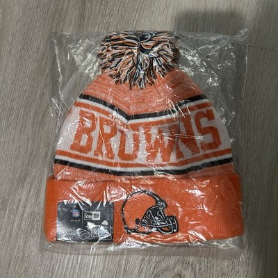 CLEVELAND BROWNS NFL NEW ERA FOOTBALL BEANIE HAT.