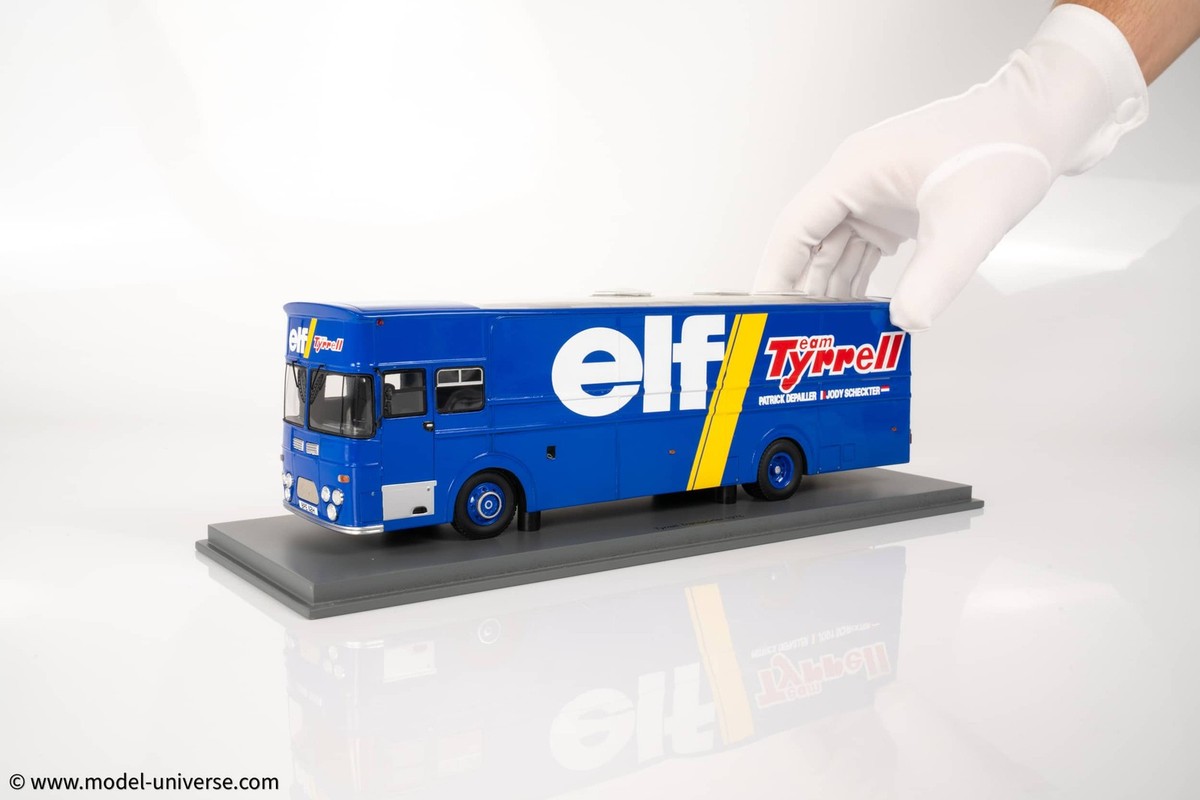 Spark - 1:43 British Leyland Leopard Tyrrell F1 Team Transporter
