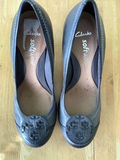 CLARKS SOFT WEAR LADIES BLUE LEATHER SHOES UK 4 1/2