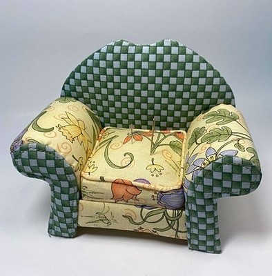 Dritz Keepsake Pin Cushion Vintage Stuffed Chair with Hidden Storage FREE SHIP