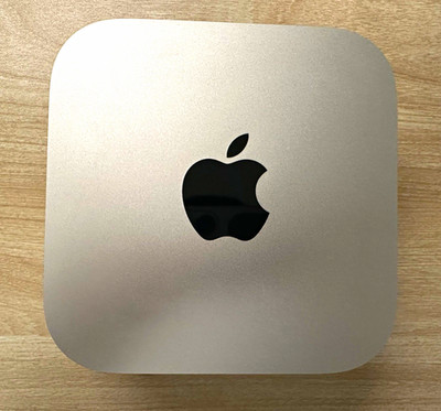Apple Mac mini M4 16GB 256GB SSD Silber 2024 A3238 Magic Keyboard Tough ID A2449