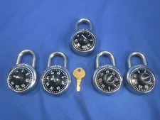 FIVE Master Locks PRE-OWNED/USED Combination Black Padlocks 1525 Lock With Key!