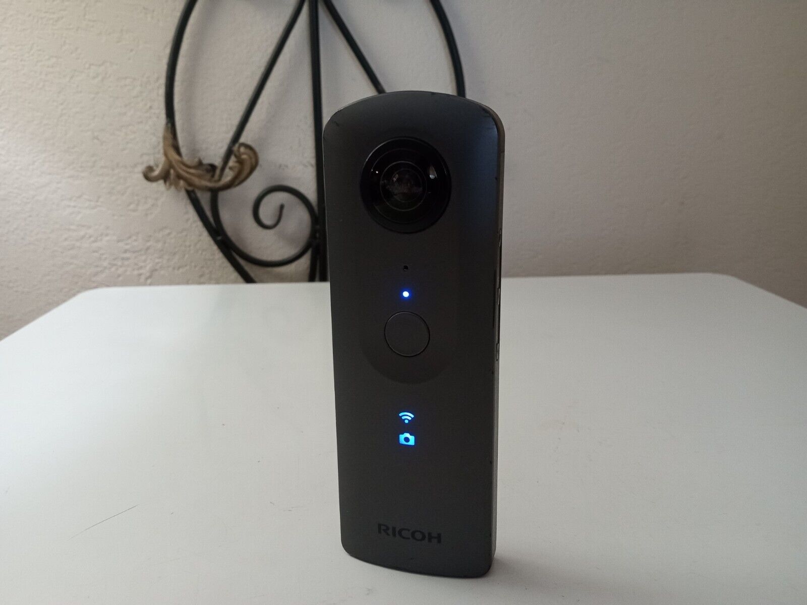 Ricoh THETA V 360 Spherical Digital Camera - Metalic Gray. Please Read