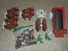 Vtg Cast Iron Beer Wagon 28 Barrels 8 Clydesdale Horses 2 Men 1 Dog