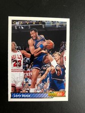 1992 LARRY NANCE Upper Deck # 281 Basketball Card. Made in USA