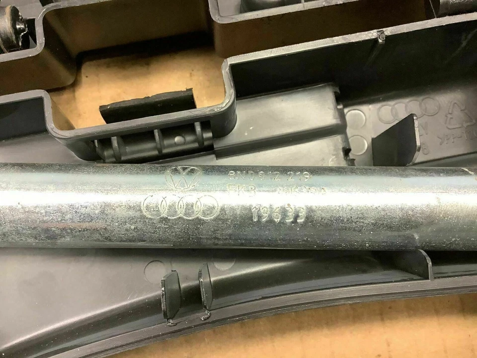 KIT DE HERRAMIENTAS DE EMERGENCIA AUDI A4 2007 B7 QUATTRO LLAVE CON ESTUCHE JUEGO FCTRY Foto 4 de 4