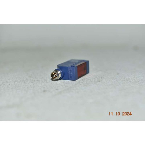 Telemecanique XUM0ANSAM8 Capteur Photoélectrique 12 24 Vdc M8 - Photo 5 sur 6