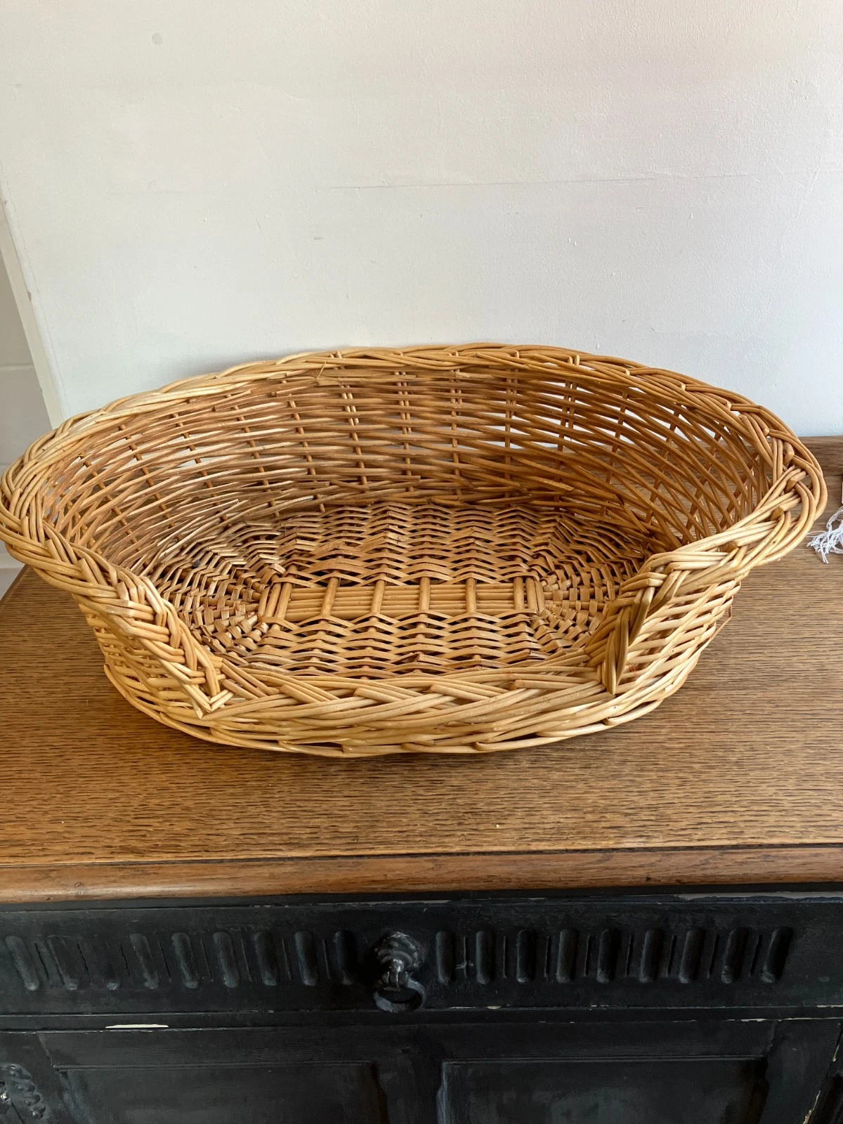 Oval Woven Wicker Pet Bed with Low Front and Raised Sides