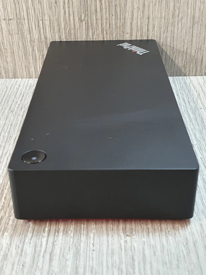 Lenovo ThinkPad Universal USB-C Dock 40AY Black/Red Grade B EB0810 - Image 4 of 4