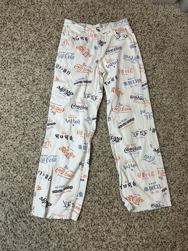 Divided Coca-Cola White Pants With Multicolored Multilingual Logo Size 30