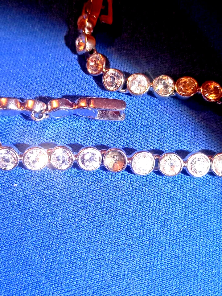 Swarovski Braccialetto Tennis, Swarovski . Costa 199 Euro, Leggi sotto. - Immagine 4 di 4