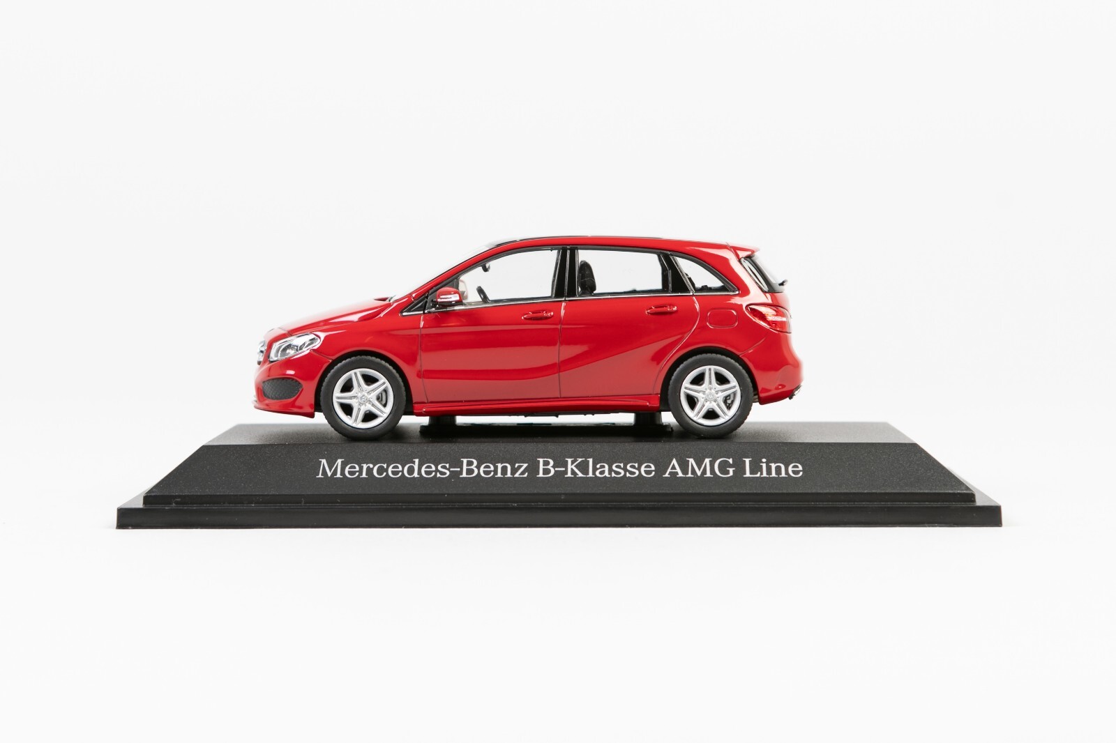 1:43 scale Genuine MERCEDES Red B-CLASS W246 model B66962307 | eBay 