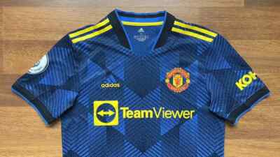 MANCHESTER UNITED ADIDAS 2021/22 THIRD JERSEY #18 FERNANDES SIZE