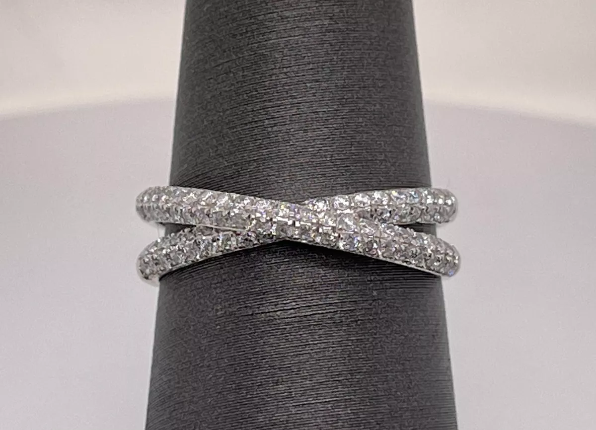 Simply Vera Vera Wang 14k White Gold 0.50 ctw Diamond Crossover Ring