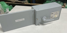 GE 30 AMP FUSED DISCONNECT SWITCH 240 VAC 7-1/2 HP 3 PHASE THFP321