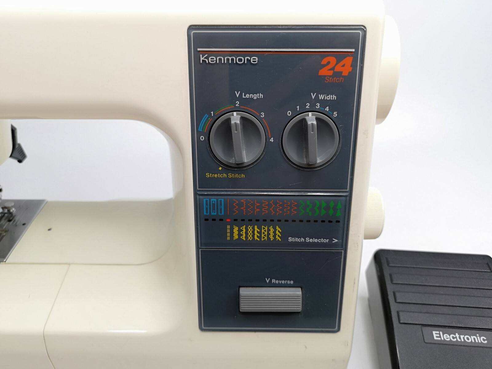 Sears Kenmore Sewing Machine Model 385 120V, Serial 93093647 W Pedal and Power eBay