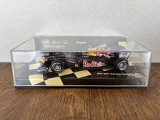 MINICHAMPS 1/43 Red Bull RB6 & RB7 Sebastian Vettel 2-Car Set