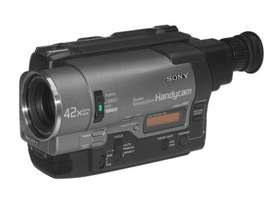 Sony Handycam CCD-TR1100E Hi8 Camcorder - 8mm Video Camera Recorder