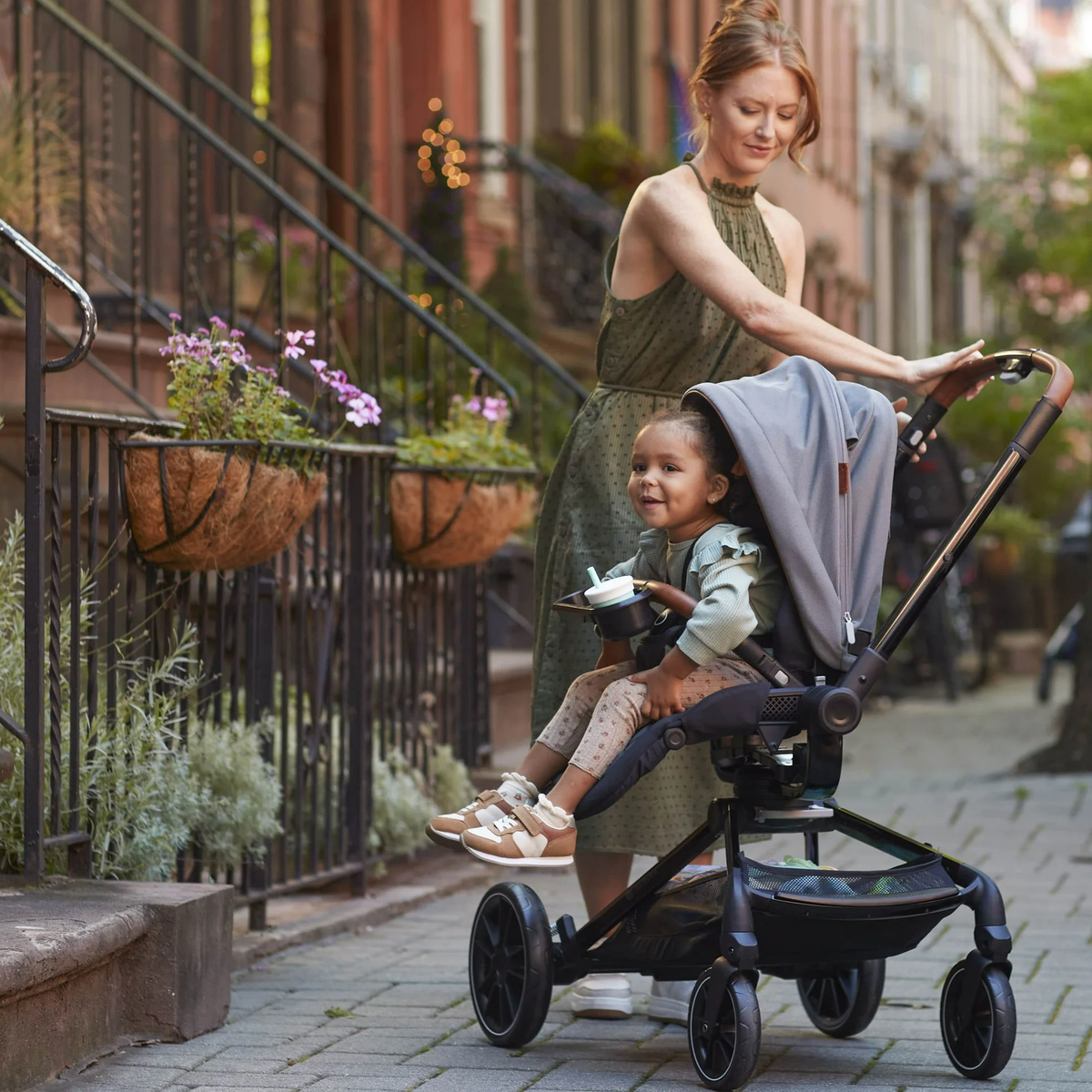 stroller car seat in one Doona Infant + Deep Blue AGV K1 Helmet Liner Oscillating Gear making it easy to Colour:Tasmin Blue