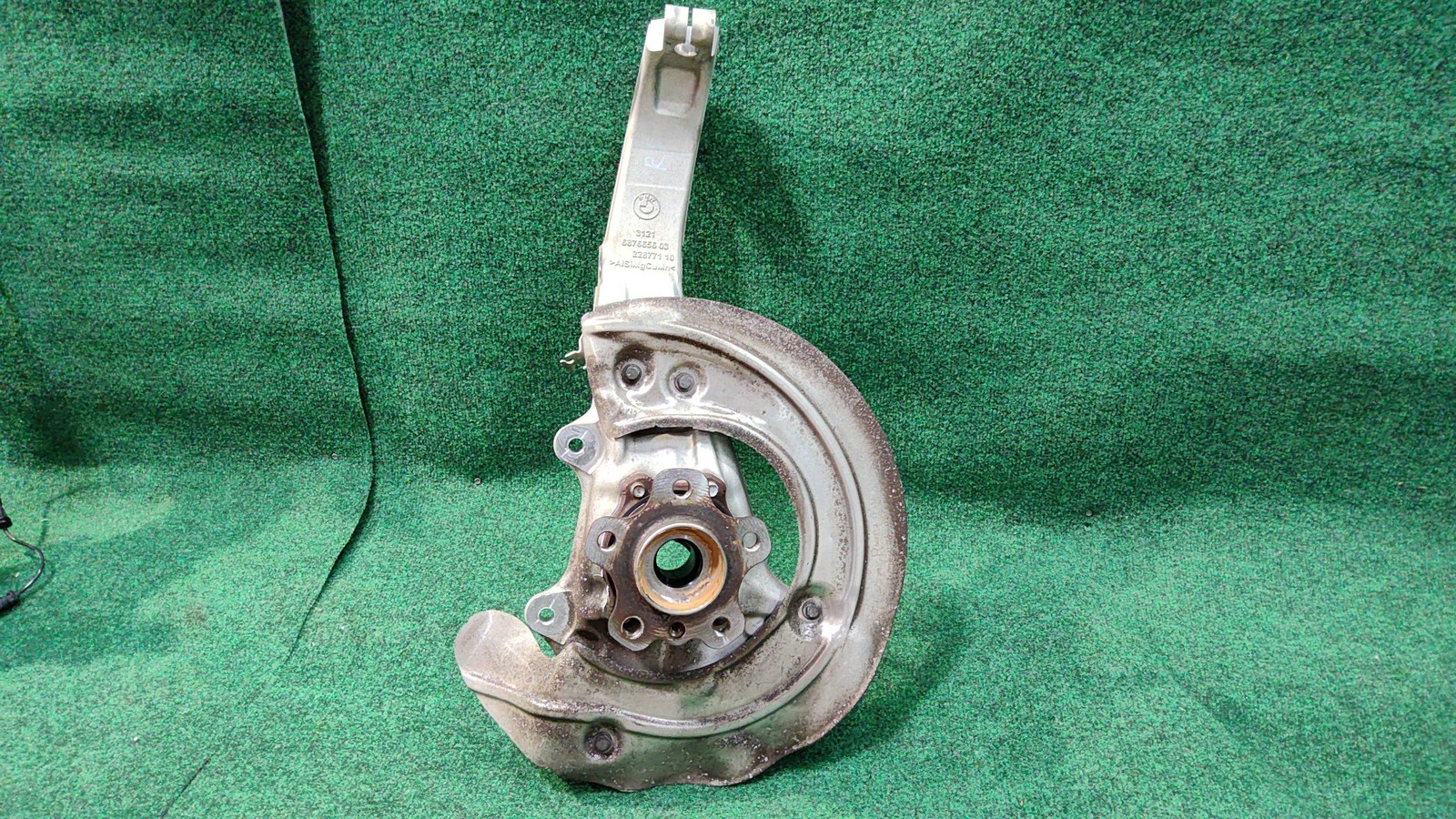 2019 Bmw X5 Right Front Spindle Knuckle assembly Oem 31216876656 31206890070