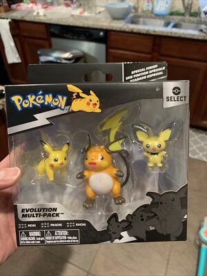 PICHU PIKACHU RAICHU Pokemon Select Evolution Multi-Pack