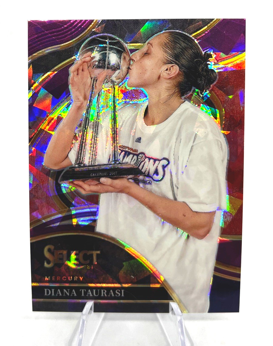 2024 Select WNBA Diana Taurasi Courtside #250 Purple Cracked Ice Prizm /149!