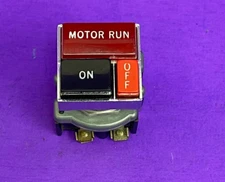 Cutler Hammer Motor Run/On/Off PushButton KLA1