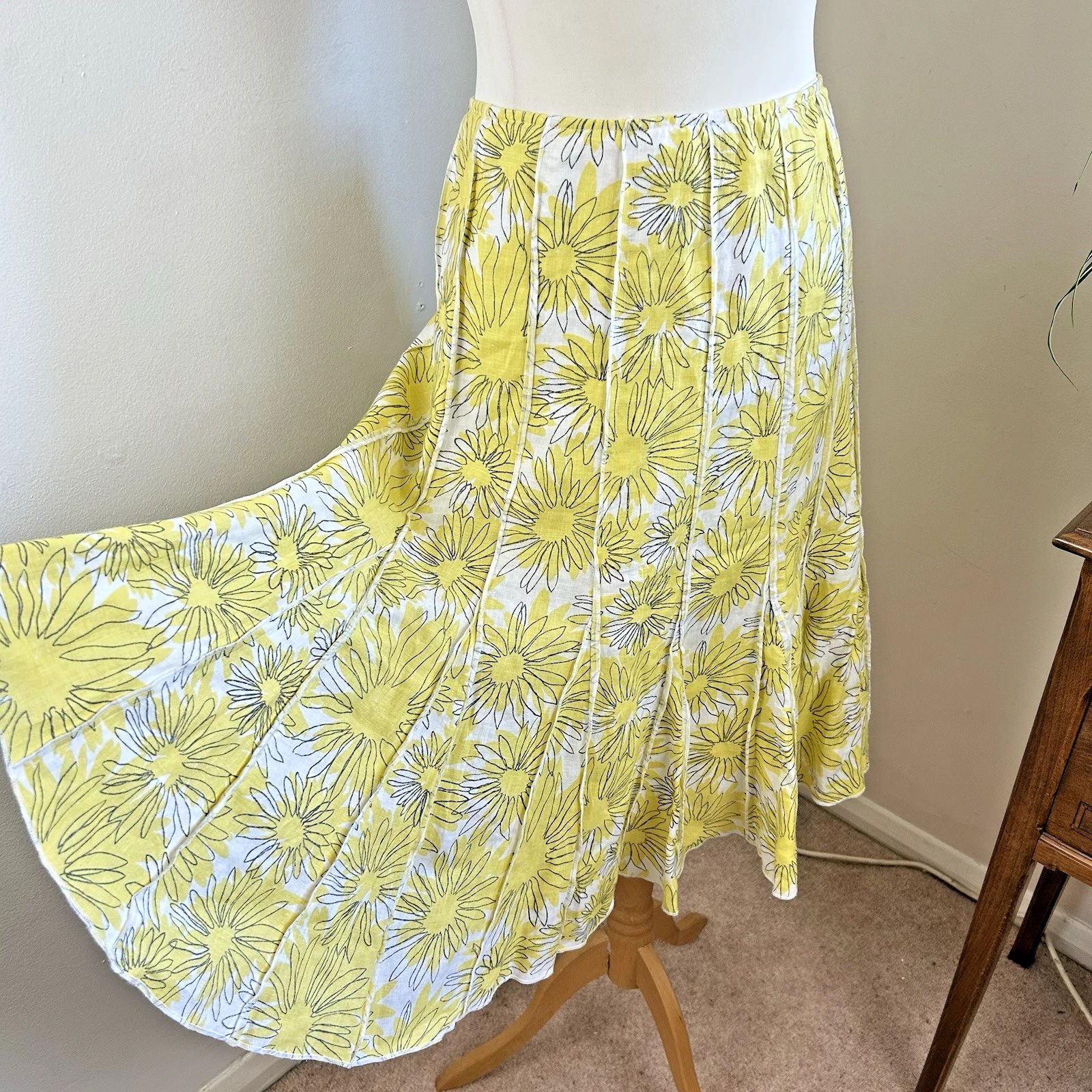 Per Una M & S Summer Skirt Size 14 Yellow Linen Daisy Floral Flared Cottagecore