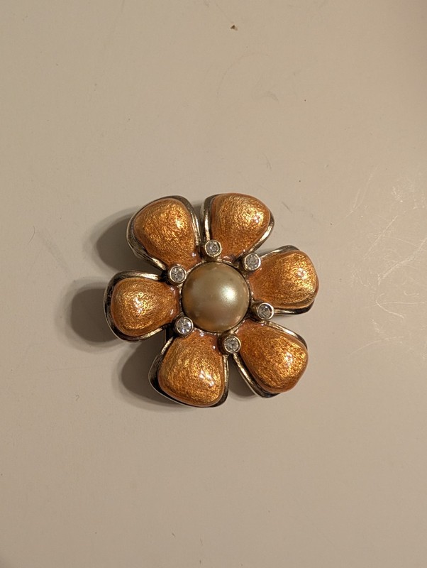 Vintage Enamel Carolee Brooch with 6 Tiny Stones