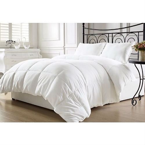 Queen size Hypoallergenic Down Alternative Comforter in White - Picture 1 of 2