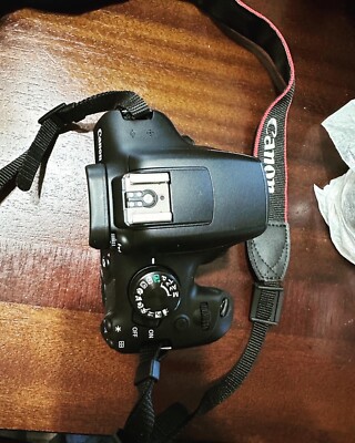 canon eos digital camera 1300D