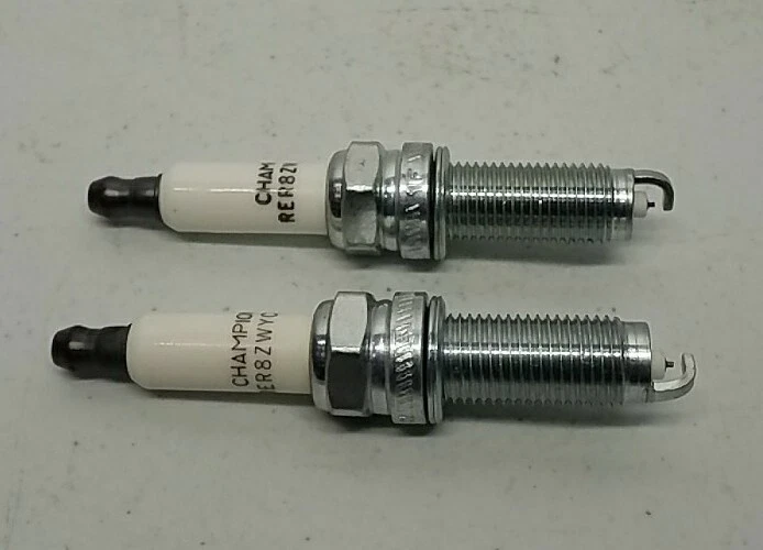 Bujías de iridio Champion 9407 - Pack de 2, encendido de alto rendimiento Foto 2 de 4