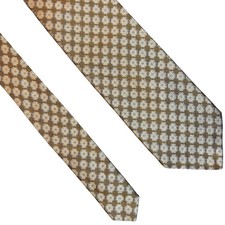 Ermenegildo Zegna Silk Tie Mens 56.5 x 3.75 Beige Tan Medallion Italy Necktie