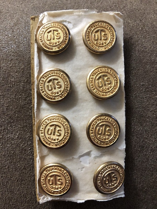 Uts Buttons Measure 5/8”