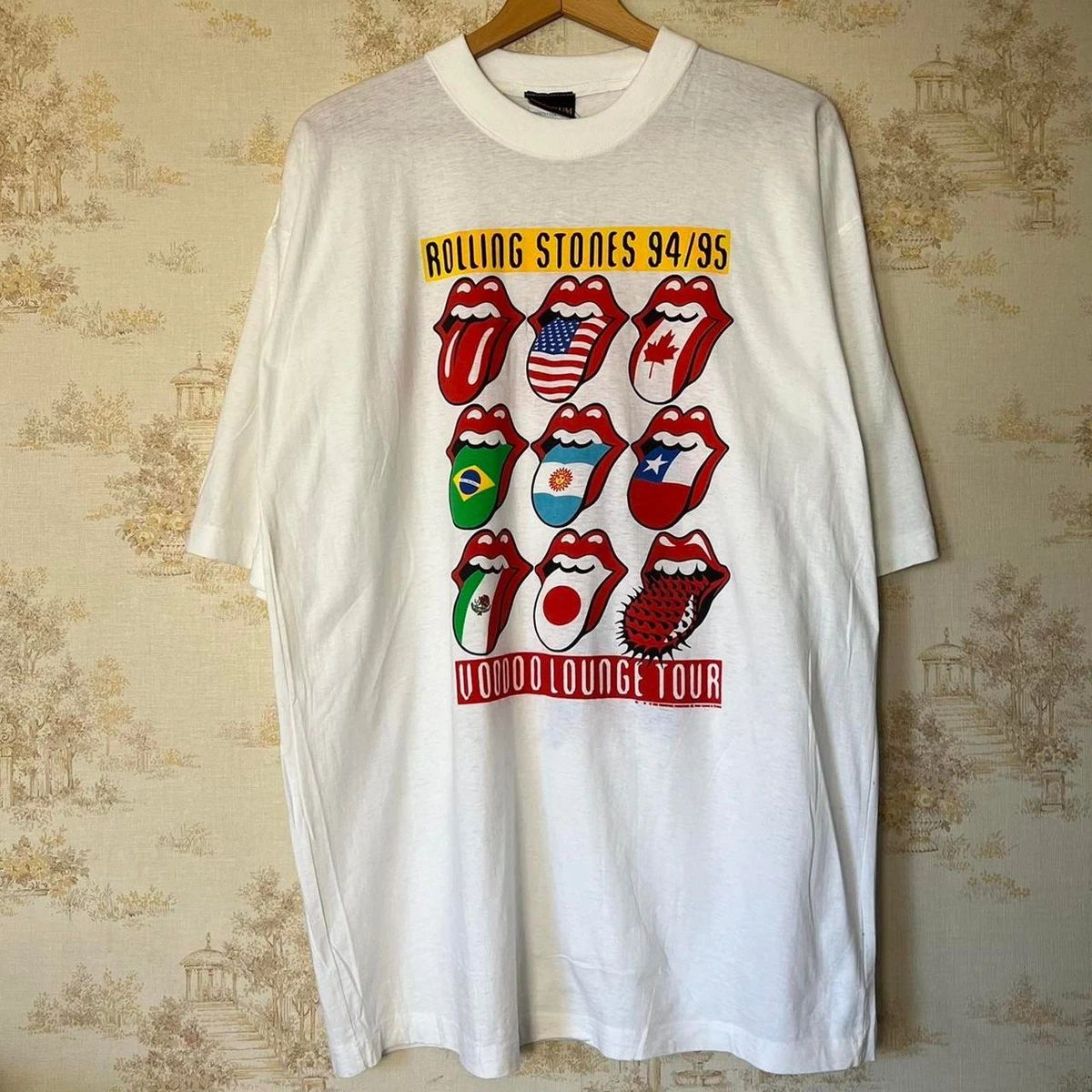 Vintage 1994 Rolling Stones Voodoo Lounge T-Shirt | 9 Tongue Flags