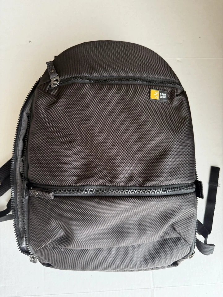 Case Logic Camera / Drone  & Laptop Sling Backpack with lots of  Dividers - Image 2 of 4