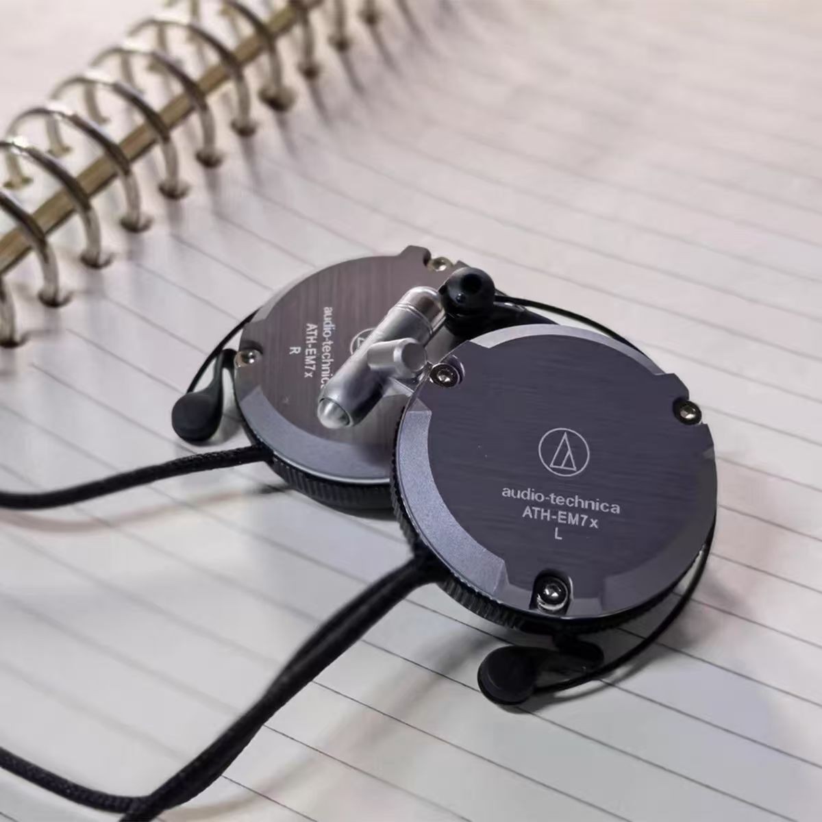 Audio-Technica ATH-EM7X Clip-On Headphones Adjustable Aluminum | eBay