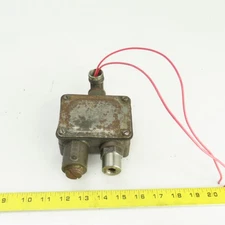 Barksdale 9048-5 Pressure Actuated Switch 350-5000PSI 480V