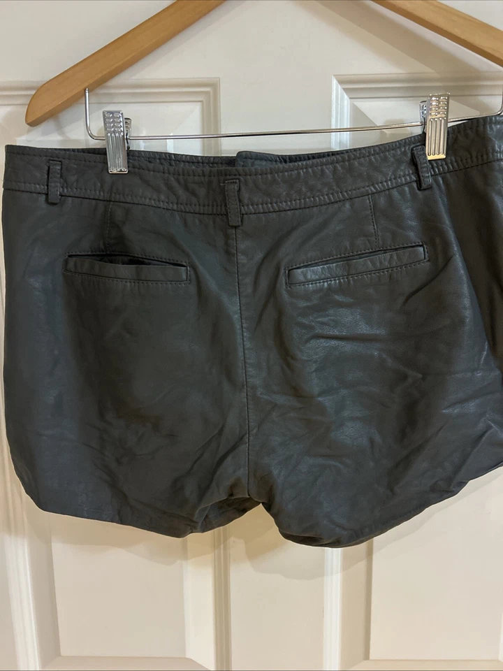 Pantalones Cortos Joie Gris Carbón Cuero Cordero Talla 10 Bolsillos Forrados Precio de venta sugerido por el fabricante $395 Foto 4 de 4