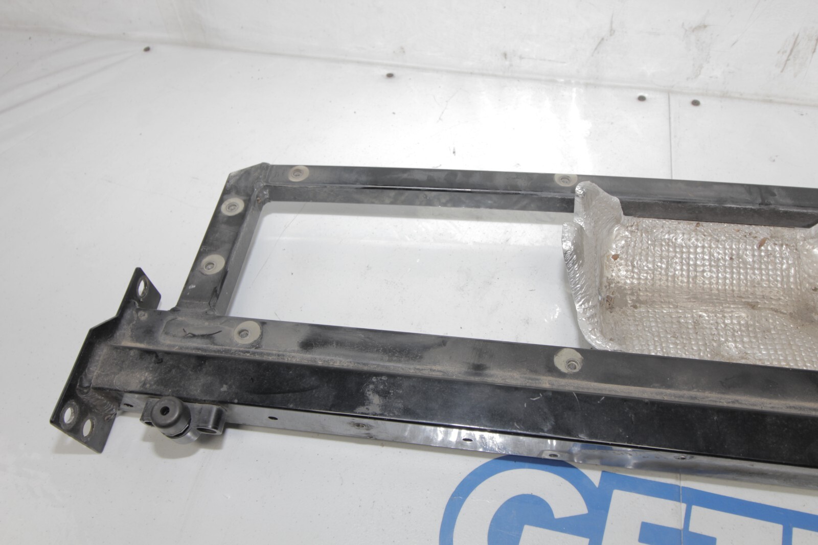 08-13 AUDI R8 OEM REAR SUPPORT BRACE 420313149 HEAT SHIELD BLACK METAL FACTORY