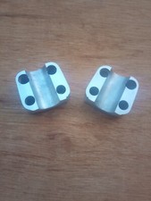 TRIUMPH T140D TSX TR7T TR65T FRONT WHEEL SPINDLE CAPS LH/RH 97-7062 NO STAY