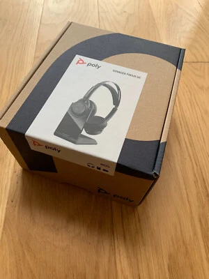 Casque BT Plantronics/Poly Voyager Focus UC B825 NEUF avec socle de bureau - Photo 1/2