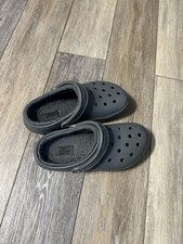 Fleece Lined Crocs In Grey Women  s Size 6 Men  s Size 4 US