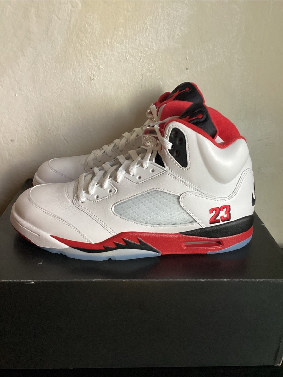 Nike Air Jordan 5 ホワイト/レッド NIKE AIR JORDAN 5 RETRO OG WHITE/FIRE RED-BLACK SNEAKERS SHOES SZ