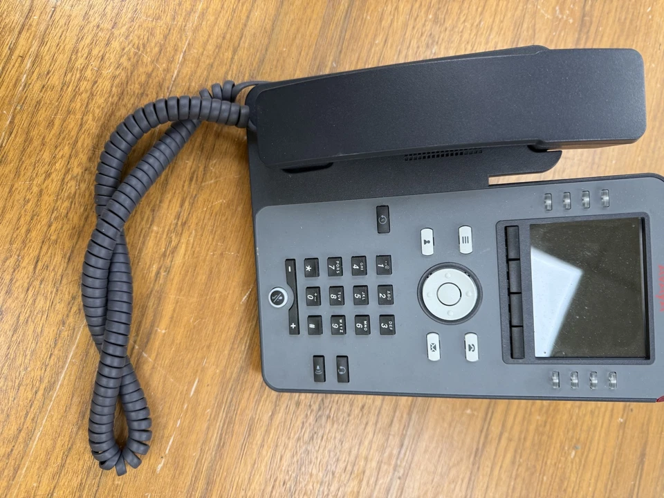 8-линейный IP-телефон Avaya J179 — 700513569 - Изображение 2 из 4