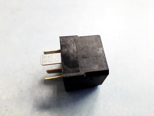 A0025421319 Relais, Arbeitsstrom  Mercedes-Benz E-CLASS DE934363-72