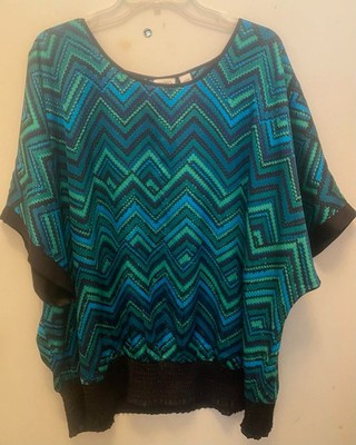 4Cato Chevron Print Multicolor Blouse Banded Hem Short Sleeve Plus Size 22/24W
