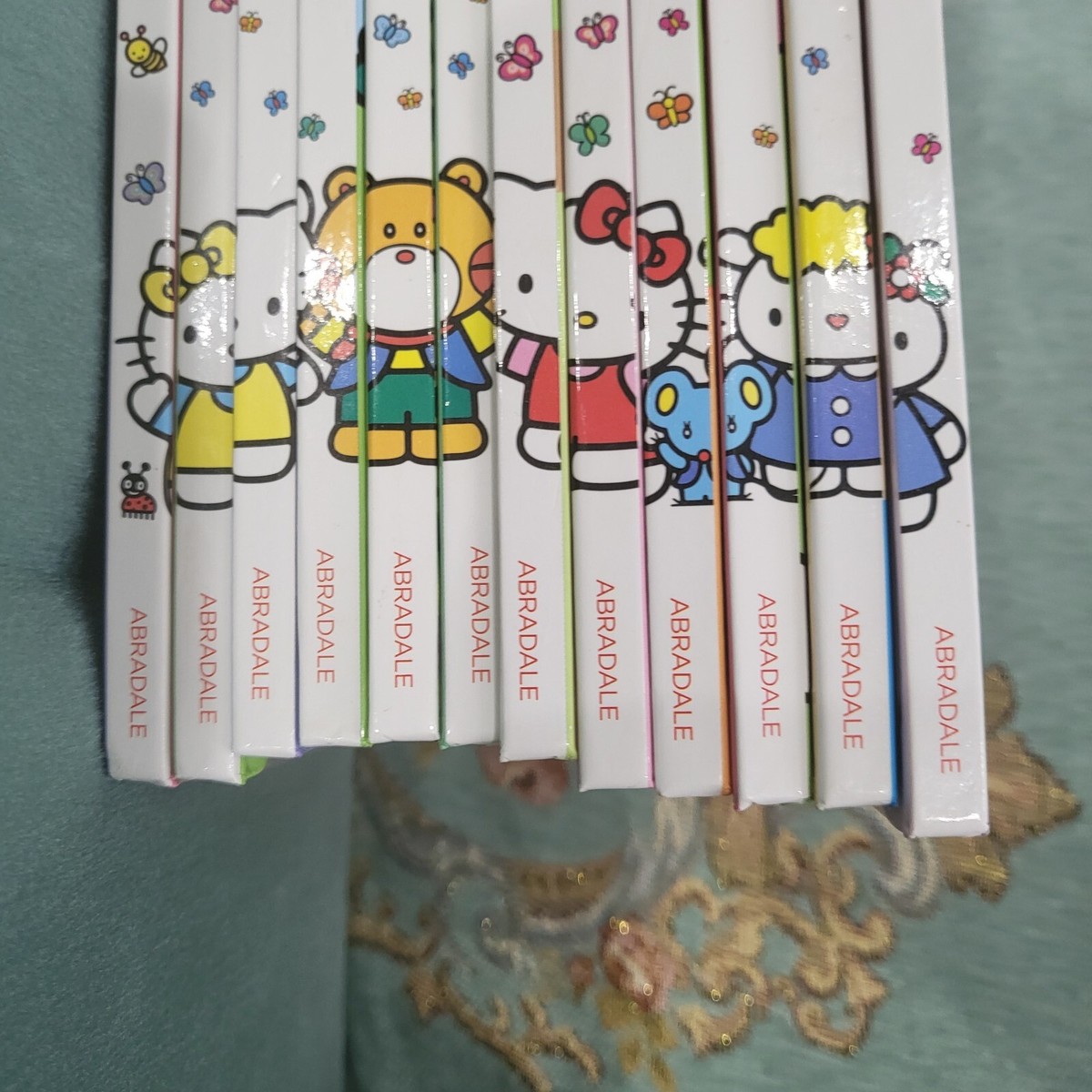 洋書 HELLO KITTY Storybook Library Gift Box Hello Kitty Storybook Library Gift Box Set by Abrams Books