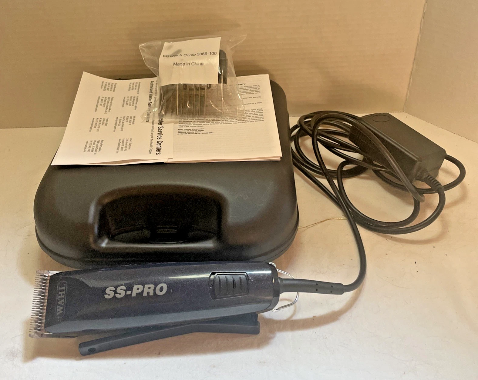 WAHL SS-PRO PROFESSIONAL PET CLIPPER KIT – NEW WITHOUT ORIGINAL BOX – WITH CASE